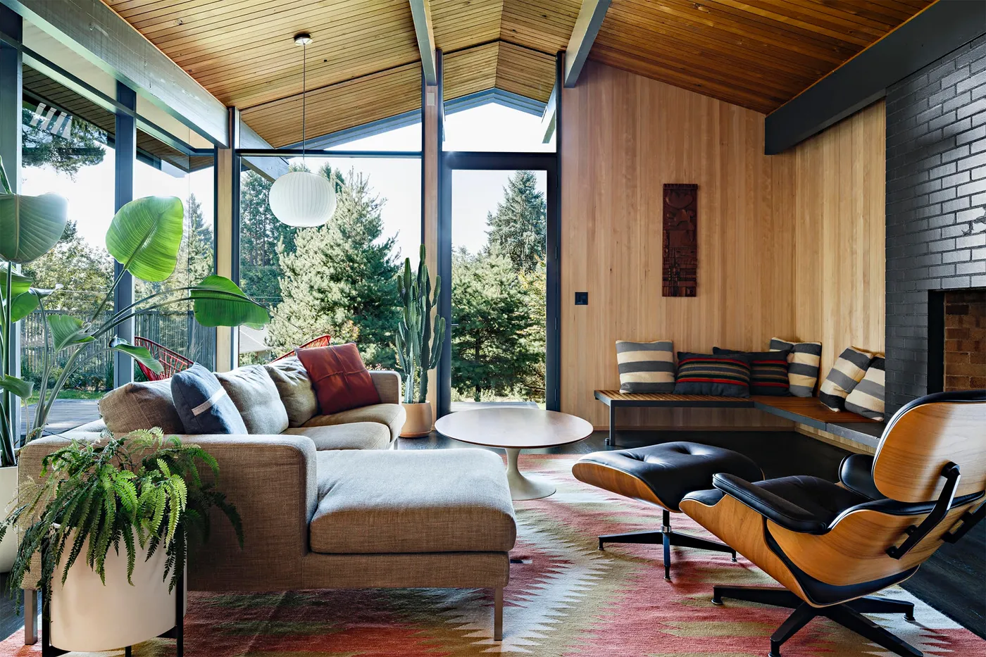 Wood Paneling Doesn't Have to Remind You of Your Parents' Basement